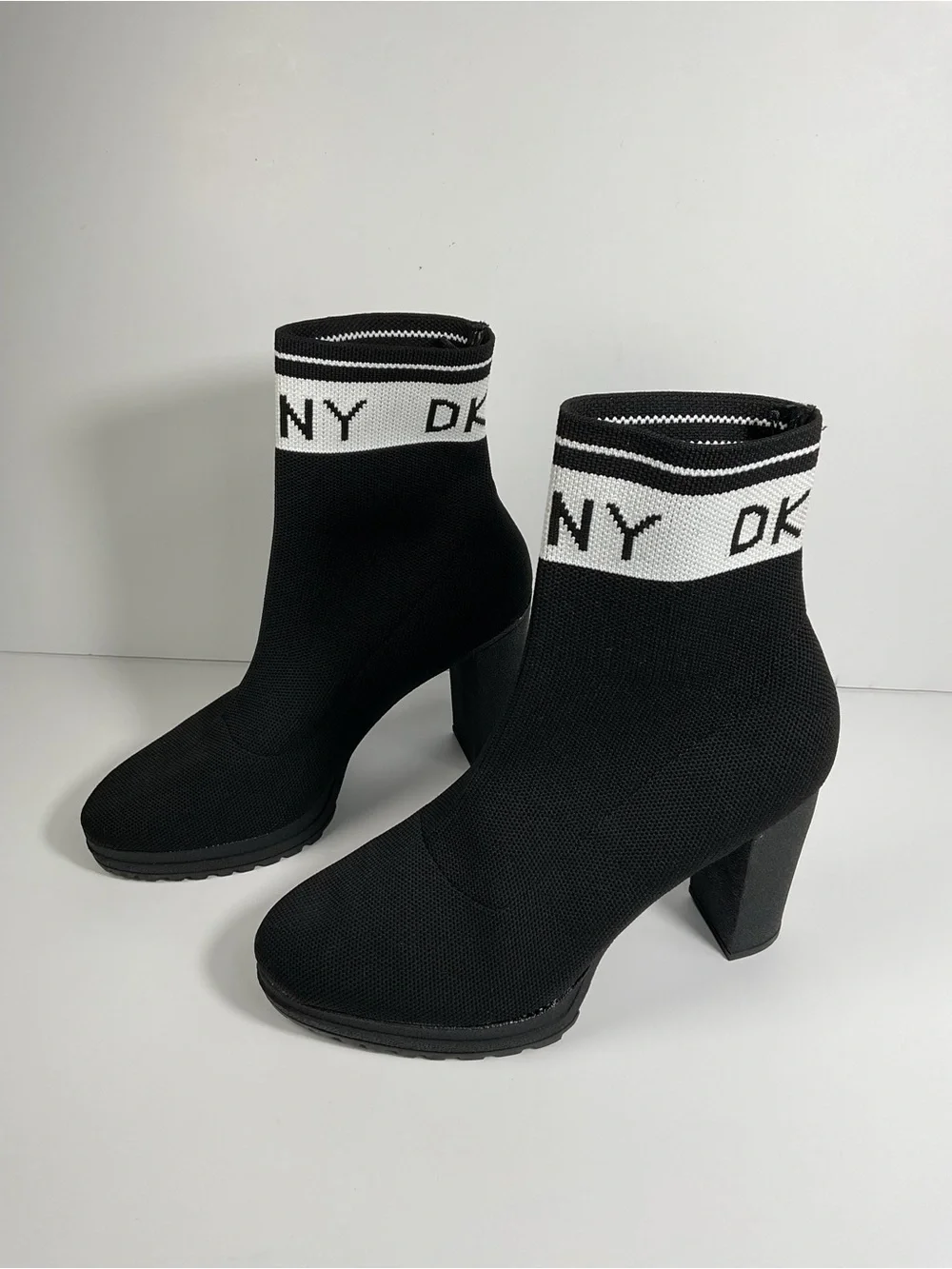 DKNY Black Knit Logo Sock Ankle Bootie Slip On Stretch Block Heel US 9.5 - Picture 4 of 8